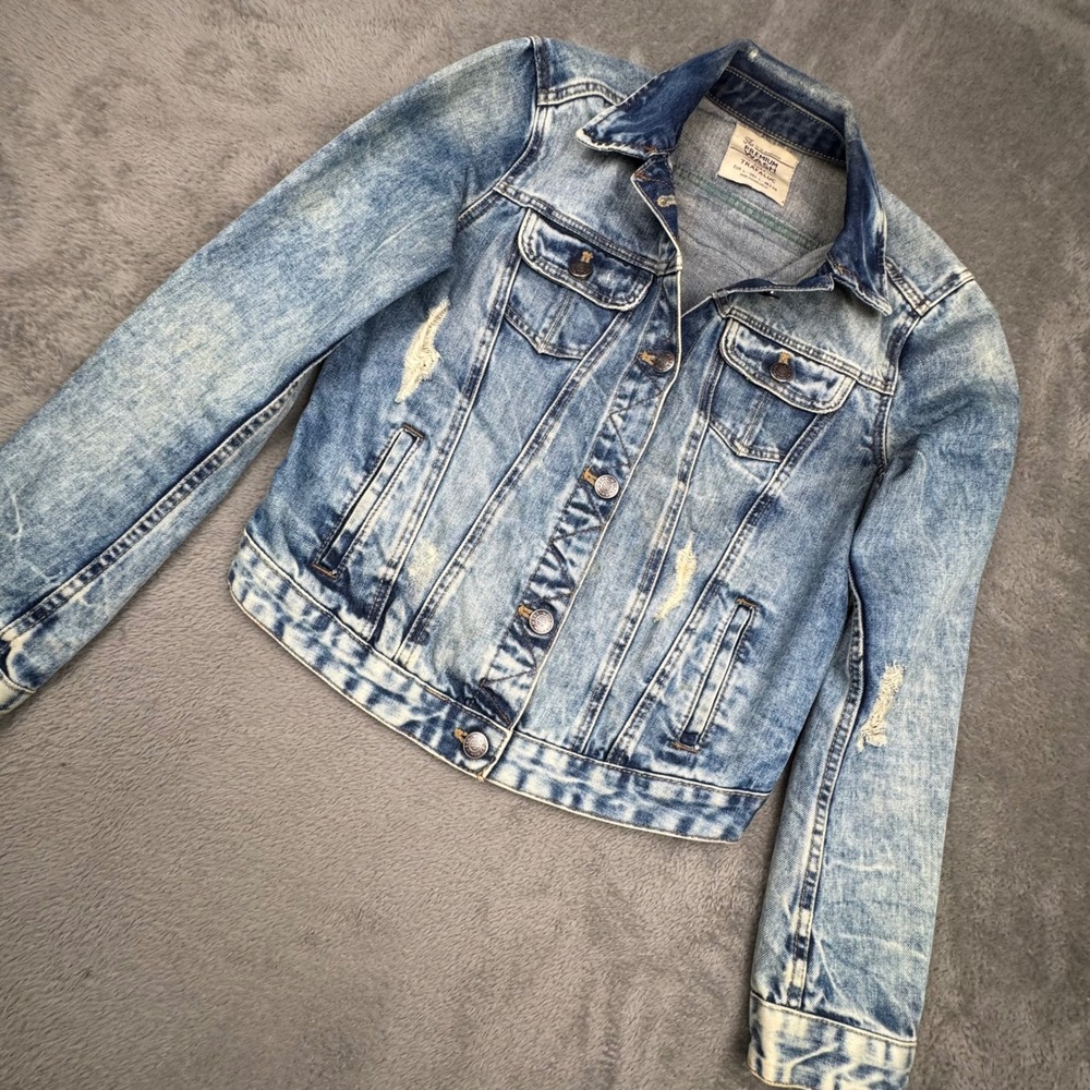Zara Trafaluc Denim Jacket Womens L Blue Excellent Distressed Acid Wash Trucker